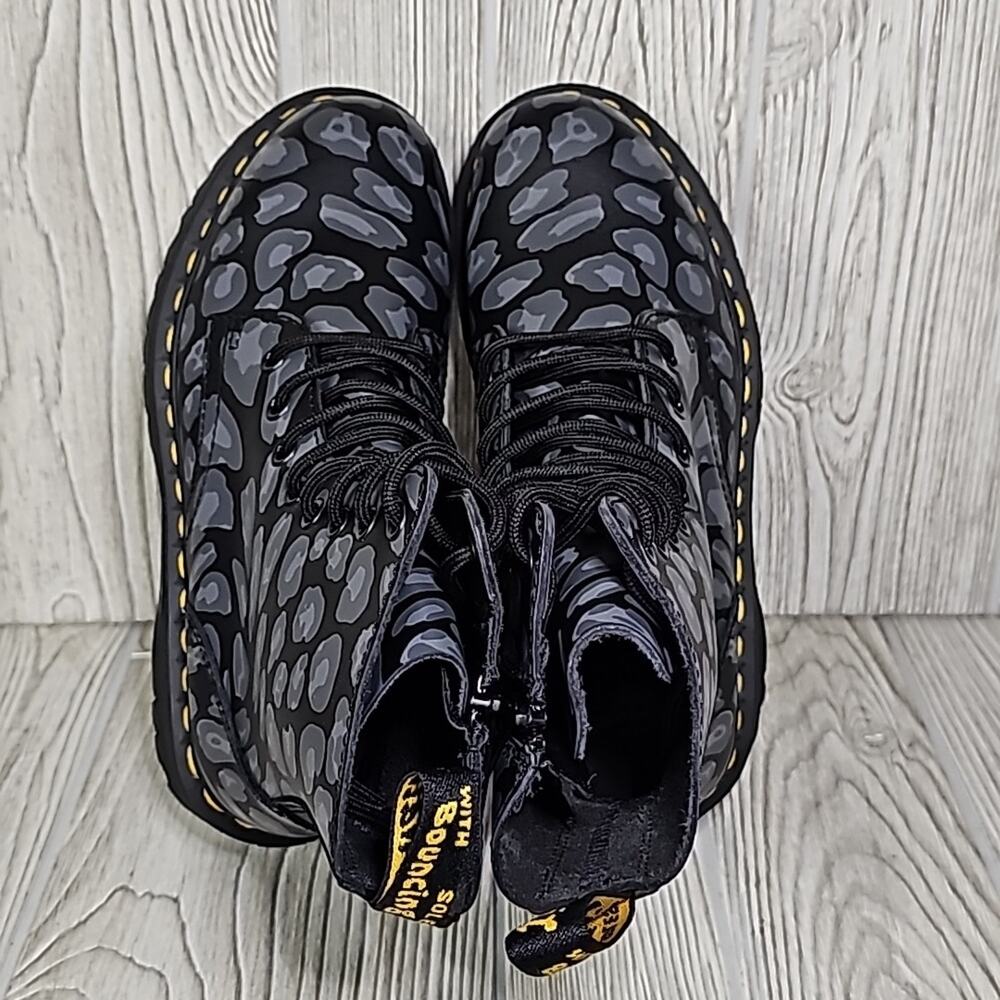 Dr. Martens Jadon Distorted Leopard Print Platform Combat Boots Women Size 7 NEW - Picture 6 of 11